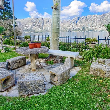 Apartments Ivanovic Kotor Luaran gambar