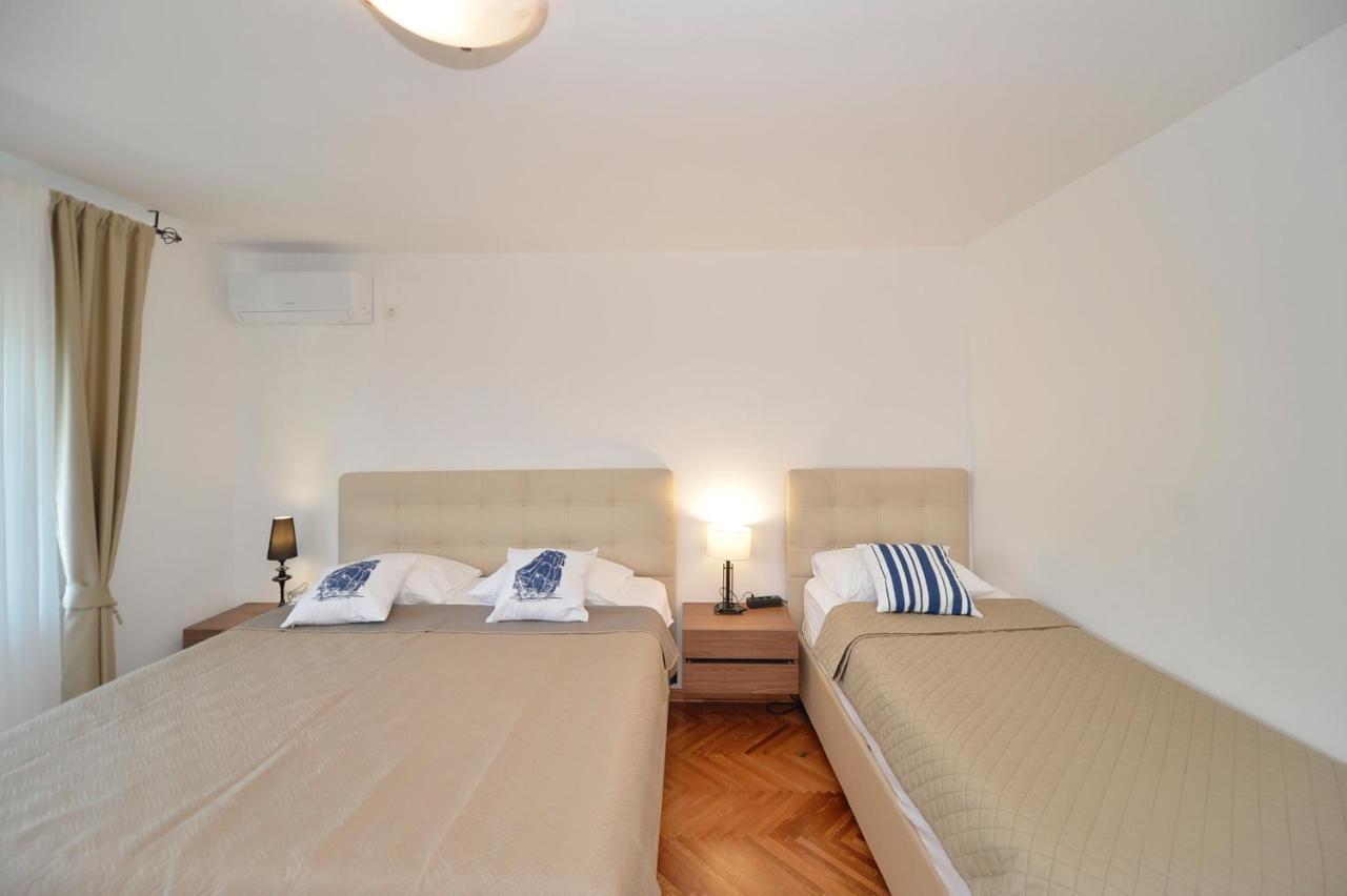 Apartments Ivanovic Kotor Luaran gambar