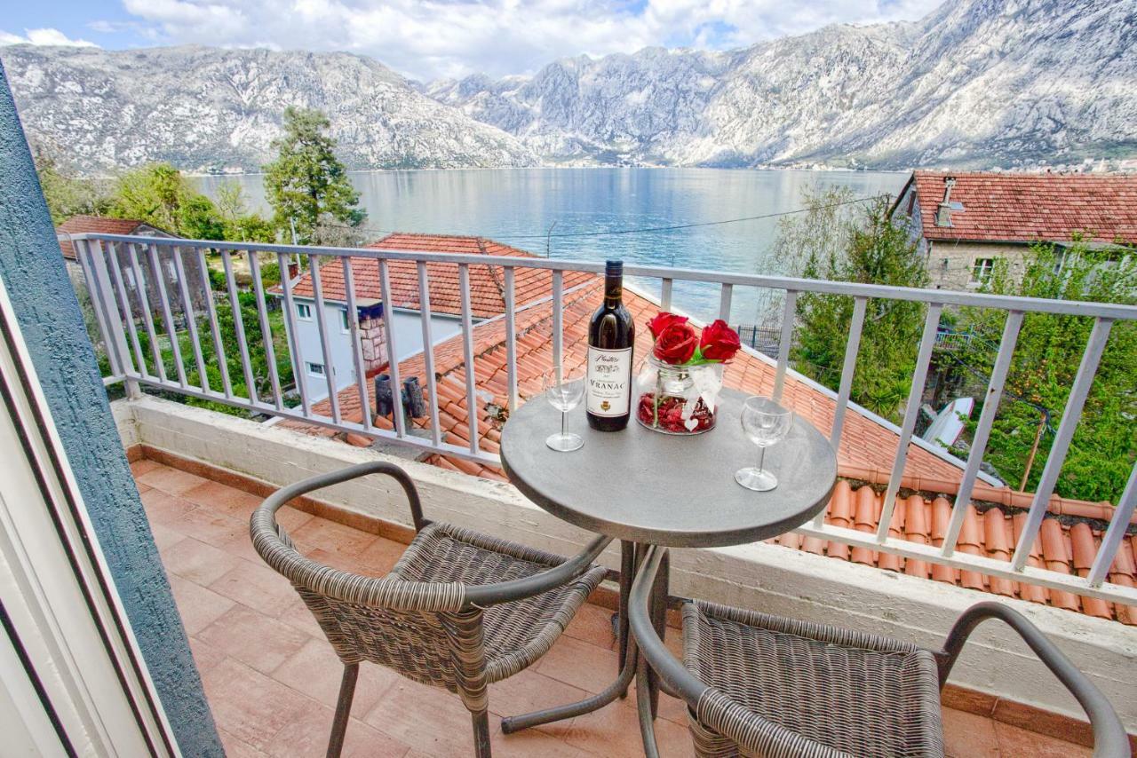 Apartments Ivanovic Kotor Luaran gambar