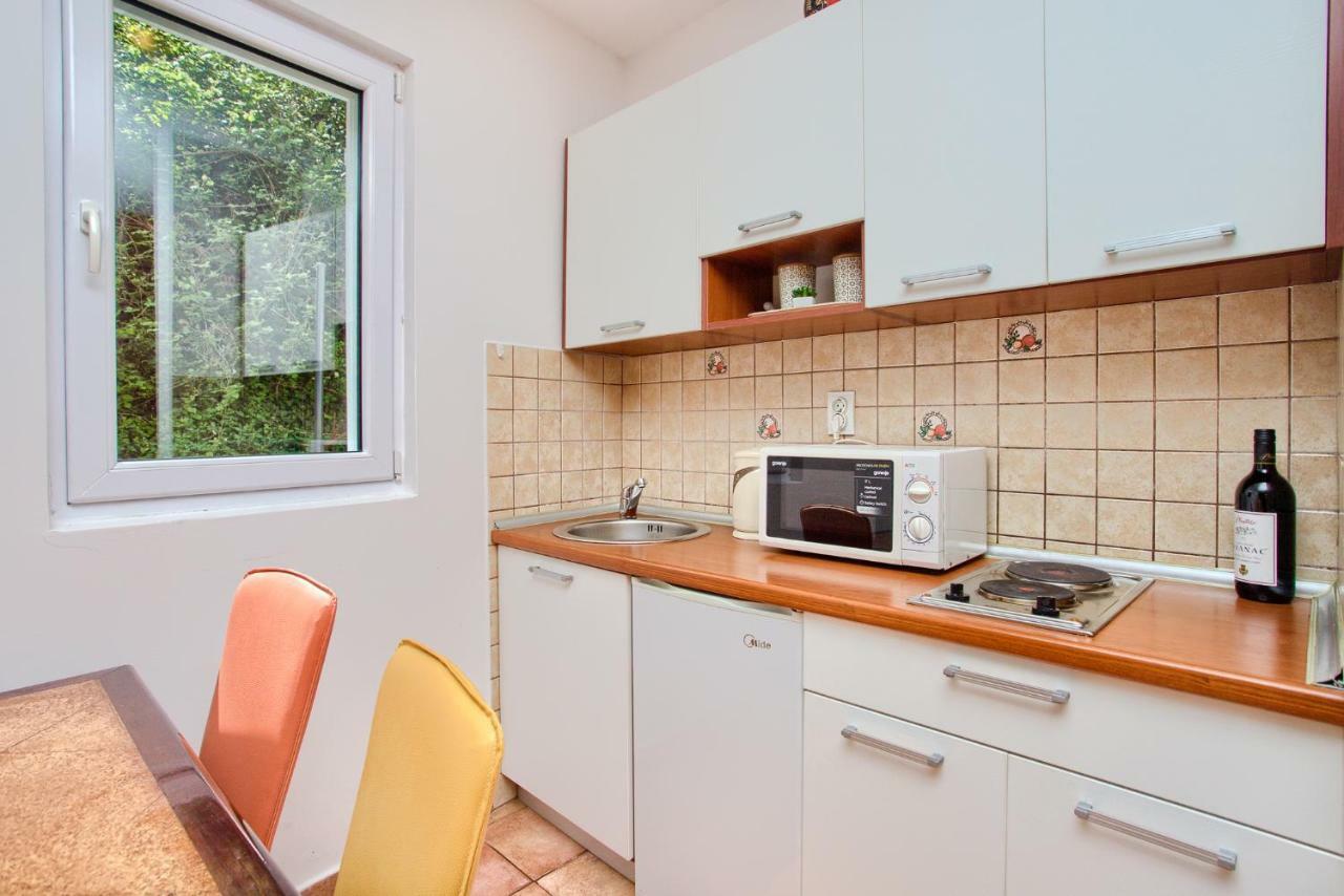 Apartments Ivanovic Kotor Luaran gambar
